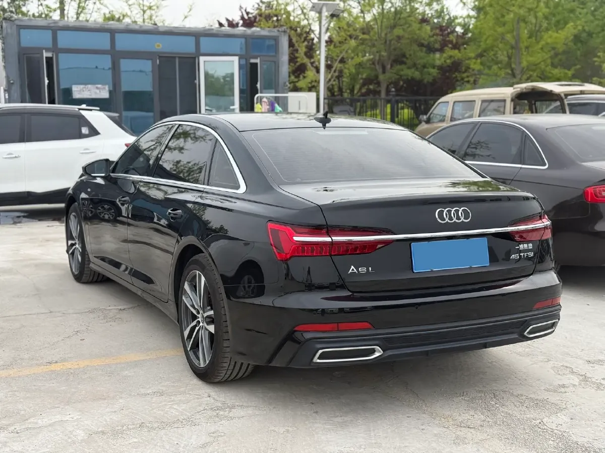 2020 Audi A6L 2.0T 224HP L4 7DCT,autocango,china used car exporter,china ev exporter,chinese used car exporter,chinese used ev exporter