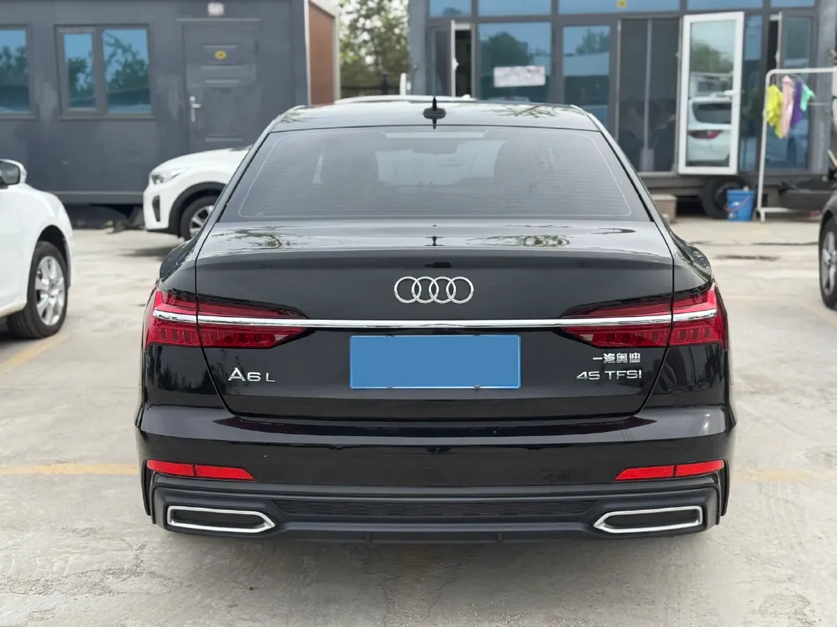 2020 Audi A6L 2.0T 224HP L4 7DCT,autocango,china used car exporter,china ev exporter,chinese used car exporter,chinese used ev exporter