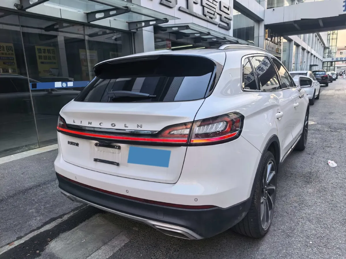 2022 Lincoln Nautilus 2.7T 322HP V6 8AT,autocango,china used car exporter,china ev exporter,chinese used car exporter,chinese used ev exporter