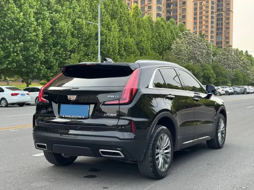 2024 Cadillac XT4 2.0T 237HP L4 9AT,autocango,china used car exporter,china ev exporter,chinese used car exporter,chinese used ev exporter