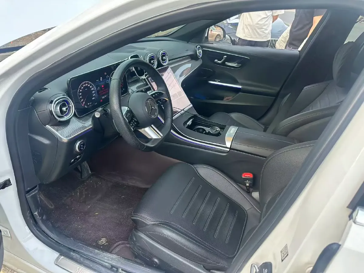 2024 Mercedes-Benz C Class 1.5T 204HP L4 9AT,autocango,china used car exporter,china ev exporter,chinese used car exporter,chinese used ev exporter