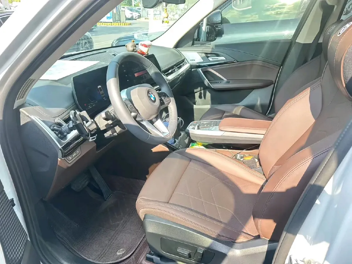 2025 BMW X1 2.0T 204HP L4 7DCT,autocango,china used car exporter,china ev exporter,chinese used car exporter,chinese used ev exporter