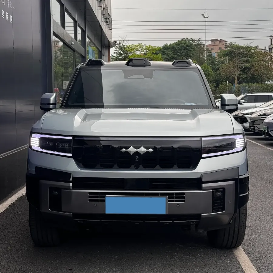 2025 FangChengBao Bao 8 2.0T 245HP L4 E-CVT PHEV 36.8KWH,autocango,china used car exporter,china ev exporter,chinese used car exporter,chinese used ev exporter