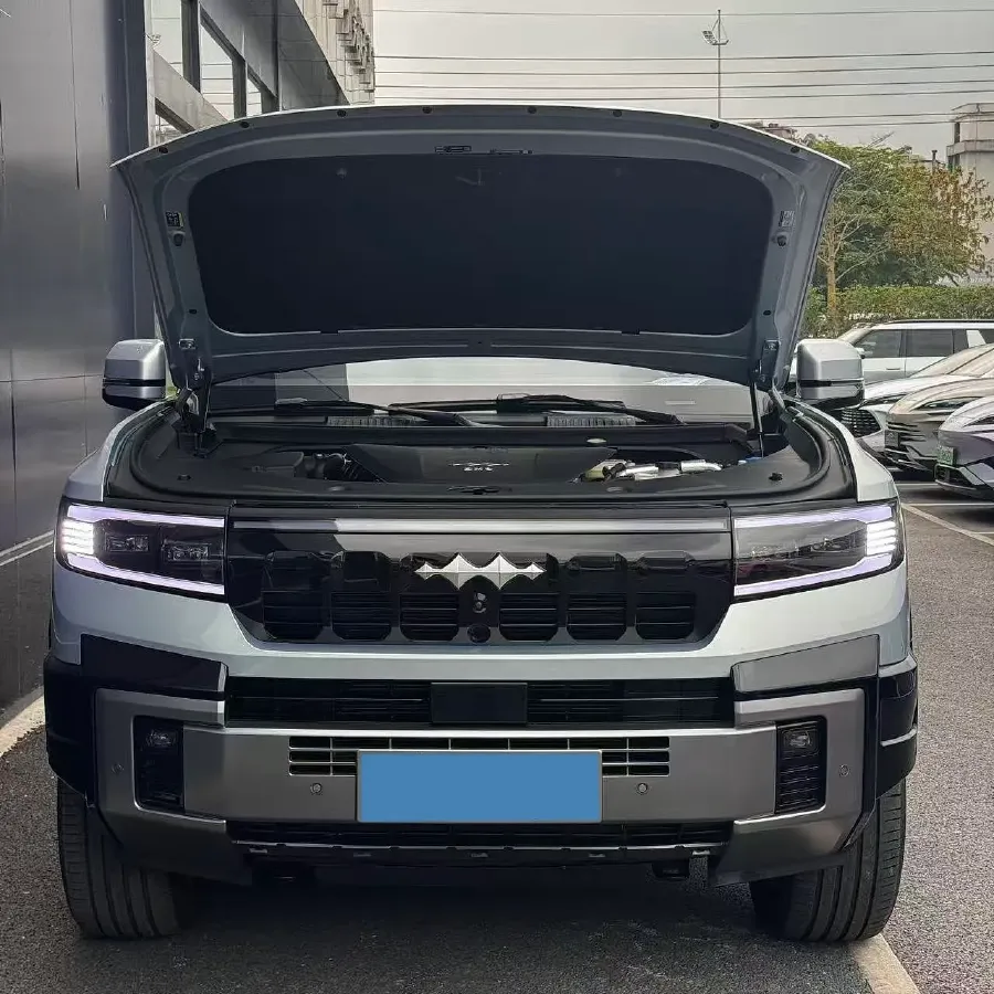 2025 FangChengBao Bao 8 2.0T 245HP L4 E-CVT PHEV 36.8KWH,autocango,china used car exporter,china ev exporter,chinese used car exporter,chinese used ev exporter