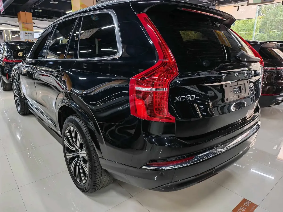 2024 Volvo XC90 2.0T 250HP L4 8AT,autocango,china used car exporter,china ev exporter,chinese used car exporter,chinese used ev exporter