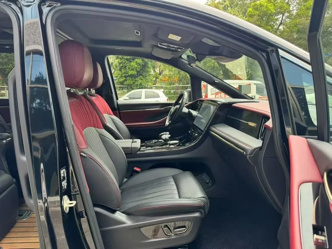 2023 GAC Trumpchi M8 2.0T 190HP L4 E-CVT Hybrid,autocango,china used car exporter,china ev exporter,chinese used car exporter,chinese used ev exporter