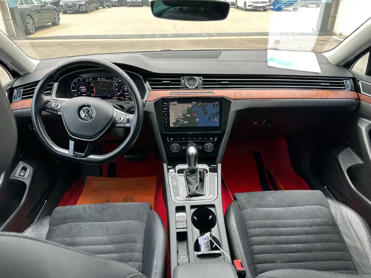 2019 Volkswagen Magotan 2.0T 186HP L4 7DCT,autocango,china used car exporter,china ev exporter,chinese used car exporter,chinese used ev exporter