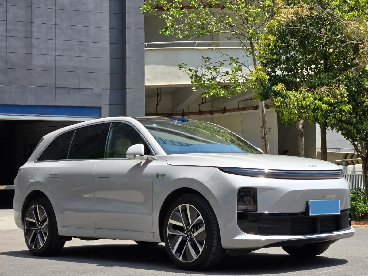 2024 Li L6 Range Extended 154HP L4 REEV 36.8KWH,autocango,china used car exporter,china ev exporter,chinese used car exporter,chinese used ev exporter