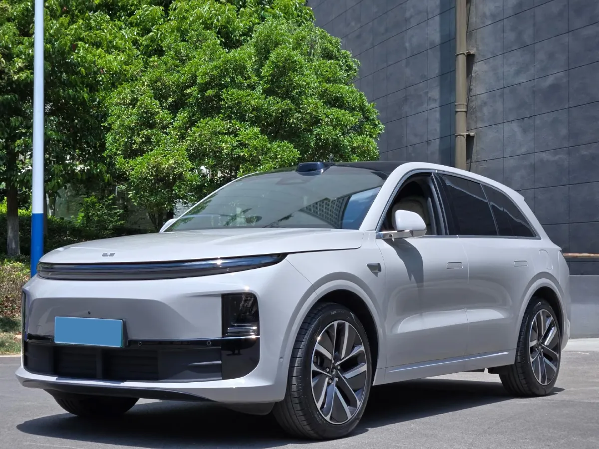 2024 Li L6 Range Extended 154HP L4 REEV 36.8KWH,autocango,china used car exporter,china ev exporter,chinese used car exporter,chinese used ev exporter