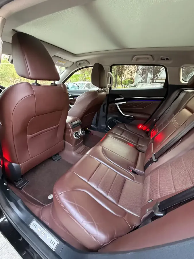 2017 WEY VV7 2.0T 234HP L4 7DCT,autocango,china used car exporter,china ev exporter,chinese used car exporter,chinese used ev exporter