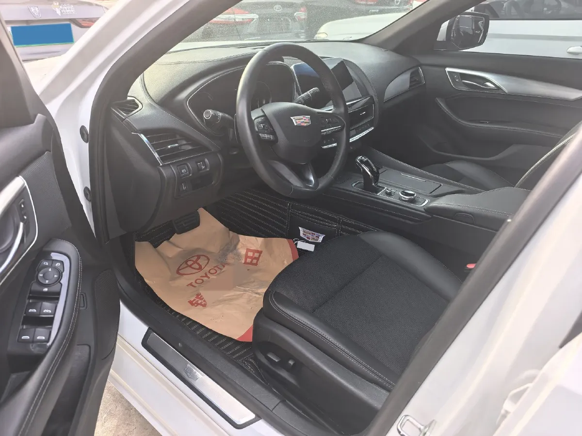 2022 Cadillac CT5 2.0T 237HP L4 10AT,autocango,china used car exporter,china ev exporter,chinese used car exporter,chinese used ev exporter