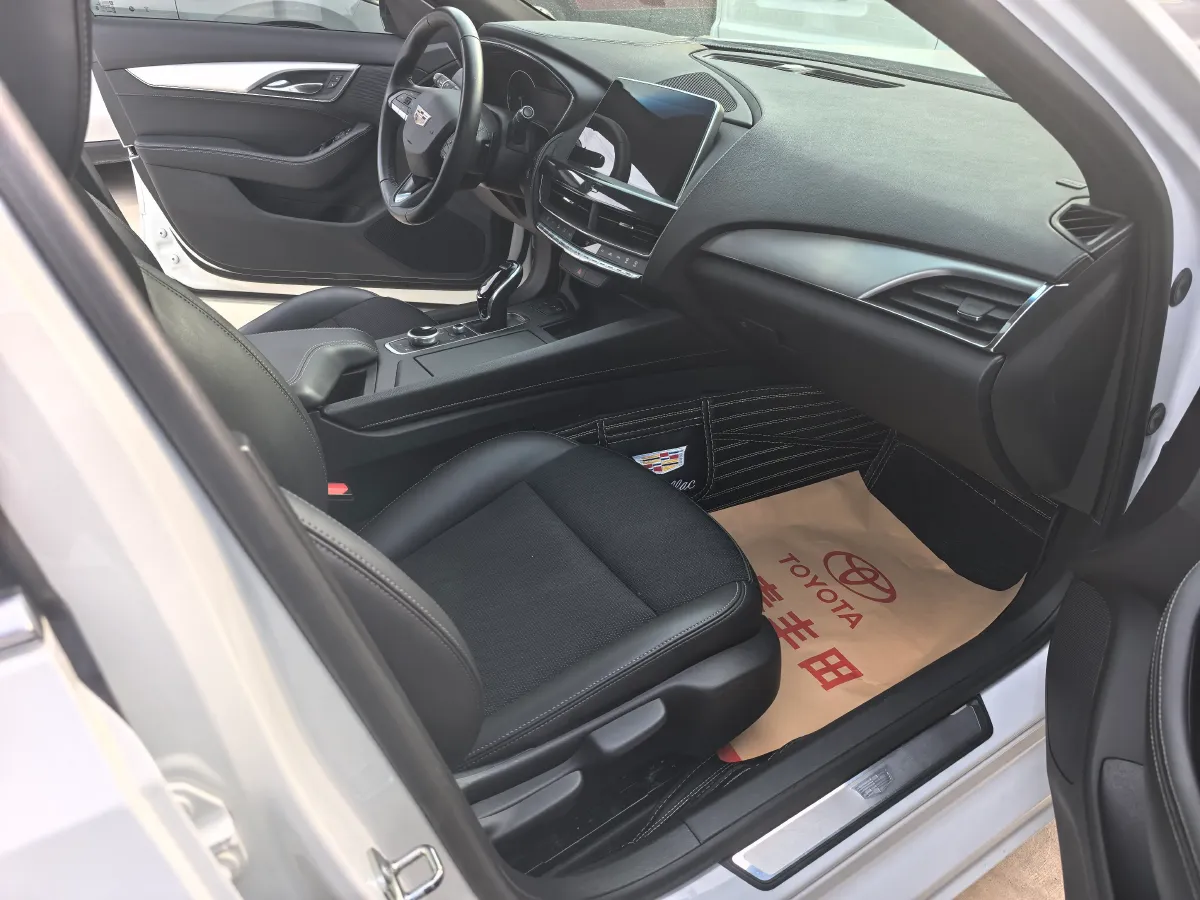 2022 Cadillac CT5 2.0T 237HP L4 10AT,autocango,china used car exporter,china ev exporter,chinese used car exporter,chinese used ev exporter