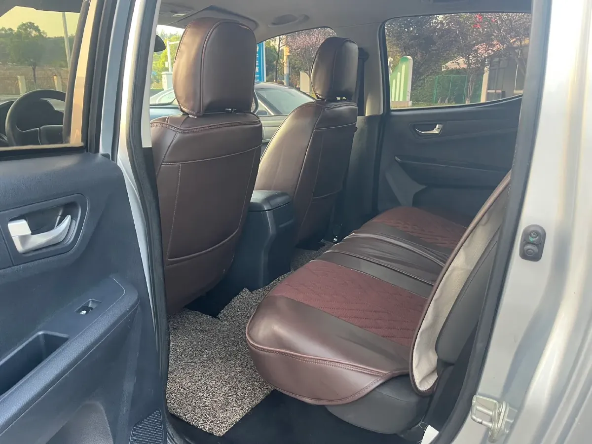 2018 Isuzu Taga 3.0T 131HP L4 5MT,autocango,china used car exporter,china ev exporter,chinese used car exporter,chinese used ev exporter