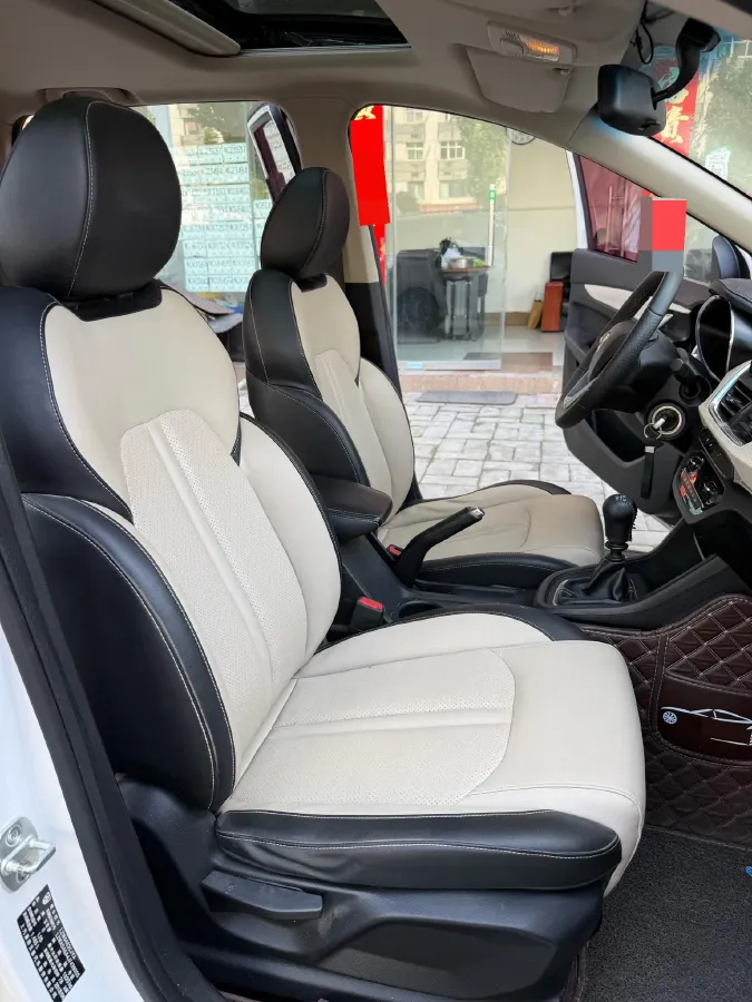 2018 BaoJun 360 1.5L 112HP L4 6MT,autocango,china used car exporter,china ev exporter,chinese used car exporter,chinese used ev exporter