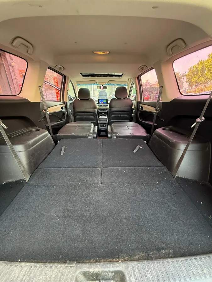 2018 BaoJun 360 1.5L 112HP L4 6MT,autocango,china used car exporter,china ev exporter,chinese used car exporter,chinese used ev exporter