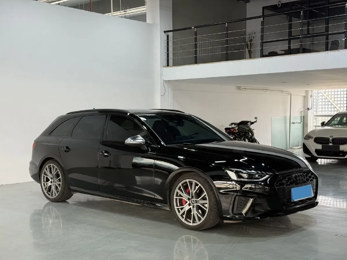 2024 Audi S4 3.0T 354HP V6 8AT,autocango,china used car exporter,china ev exporter,chinese used car exporter,chinese used ev exporter