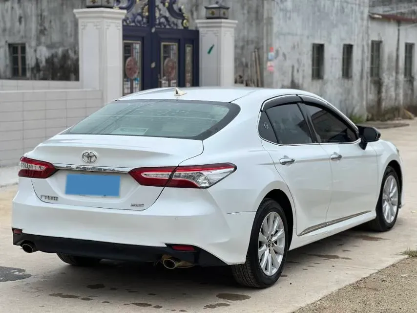 2019 Toyota Camry 2.0L 178HP L4 CVT,autocango,china used car exporter,china ev exporter,chinese used car exporter,chinese used ev exporter