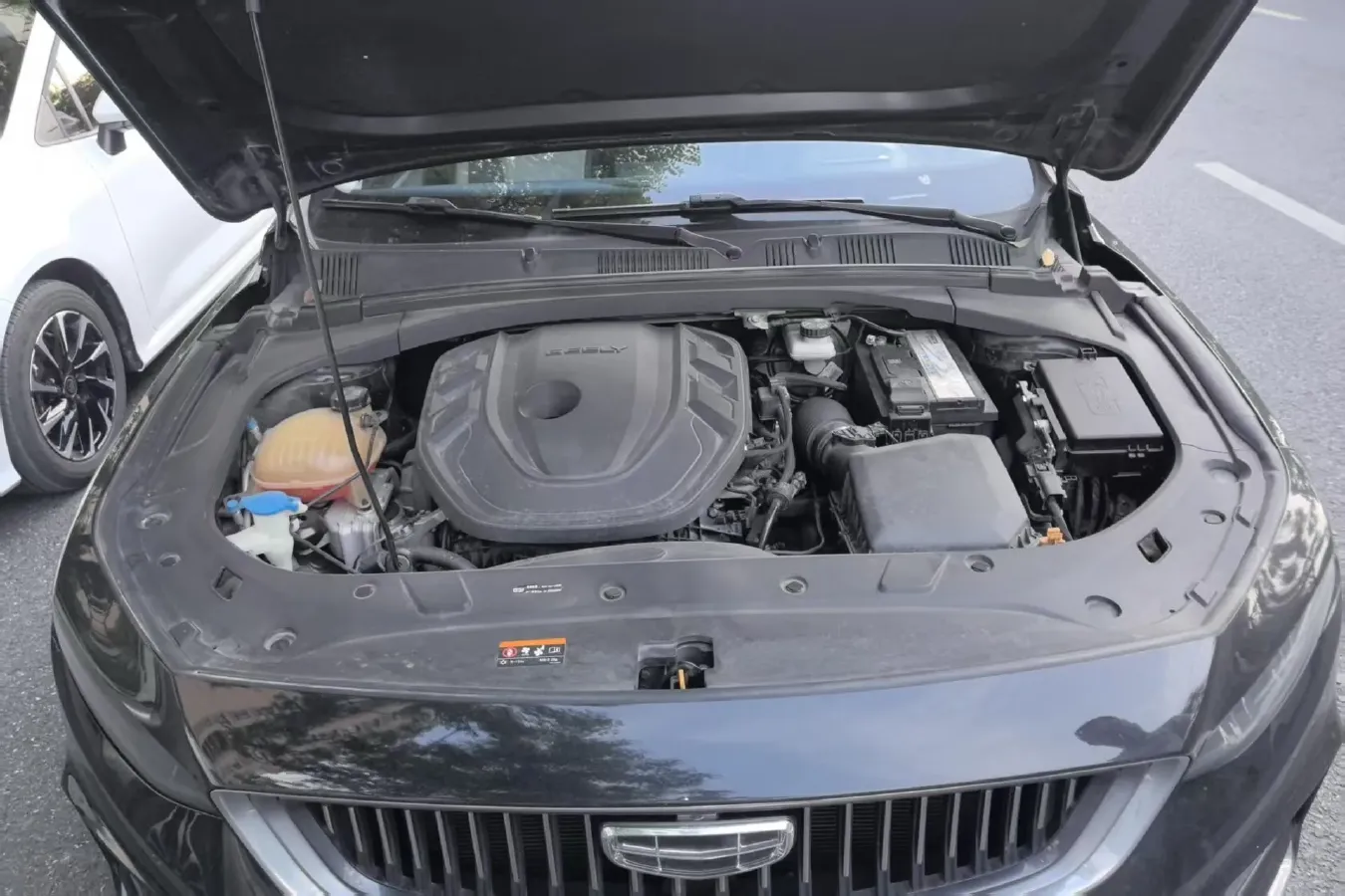 2021 Geely Preface 2.0T 190HP L4 7DCT,autocango,china used car exporter,china ev exporter,chinese used car exporter,chinese used ev exporter