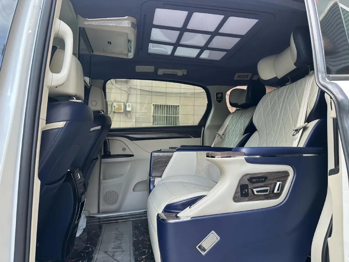 2020 Buick GL8 2.0T 237HP L4 9AT,autocango,china used car exporter,china ev exporter,chinese used car exporter,chinese used ev exporter