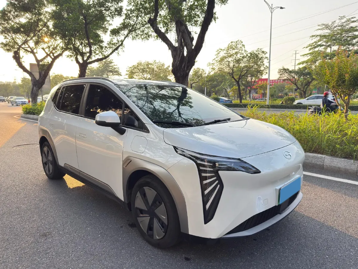 2023 MAXUS Interstellar 2.0T 143HP L4 6AT,autocango,china used car exporter,china ev exporter,chinese used car exporter,chinese used ev exporter