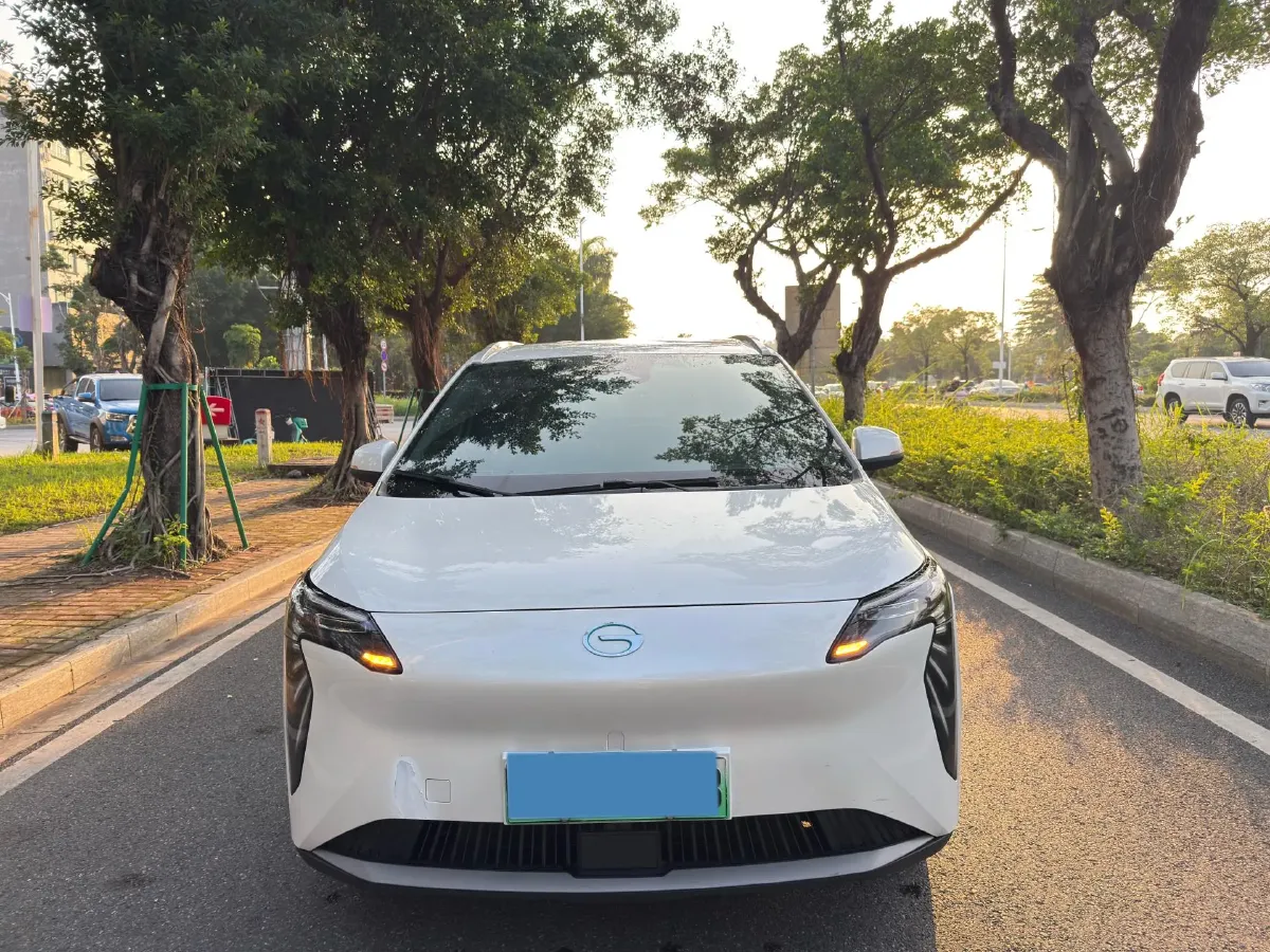 2023 MAXUS Interstellar 2.0T 143HP L4 6AT,autocango,china used car exporter,china ev exporter,chinese used car exporter,chinese used ev exporter