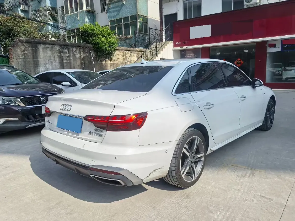 2020 Audi A4L 2.0T 190HP L4 7DCT,autocango,china used car exporter,china ev exporter,chinese used car exporter,chinese used ev exporter