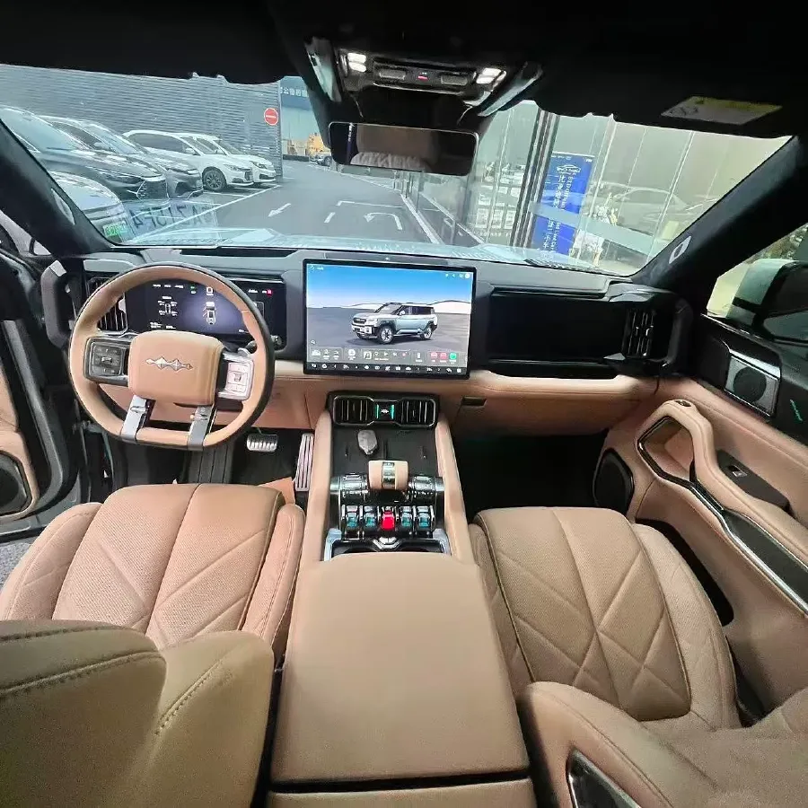 2025 FangChengBao Bao 8 2.0T 245HP L4 E-CVT PHEV 36.8KWH,autocango,china used car exporter,china ev exporter,chinese used car exporter,chinese used ev exporter