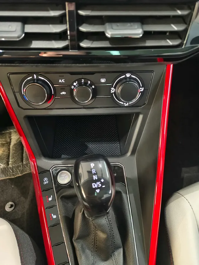 2023 Volkswagen Polo 1.5L 110HP L4 6AT,autocango,china used car exporter,china ev exporter,chinese used car exporter,chinese used ev exporter