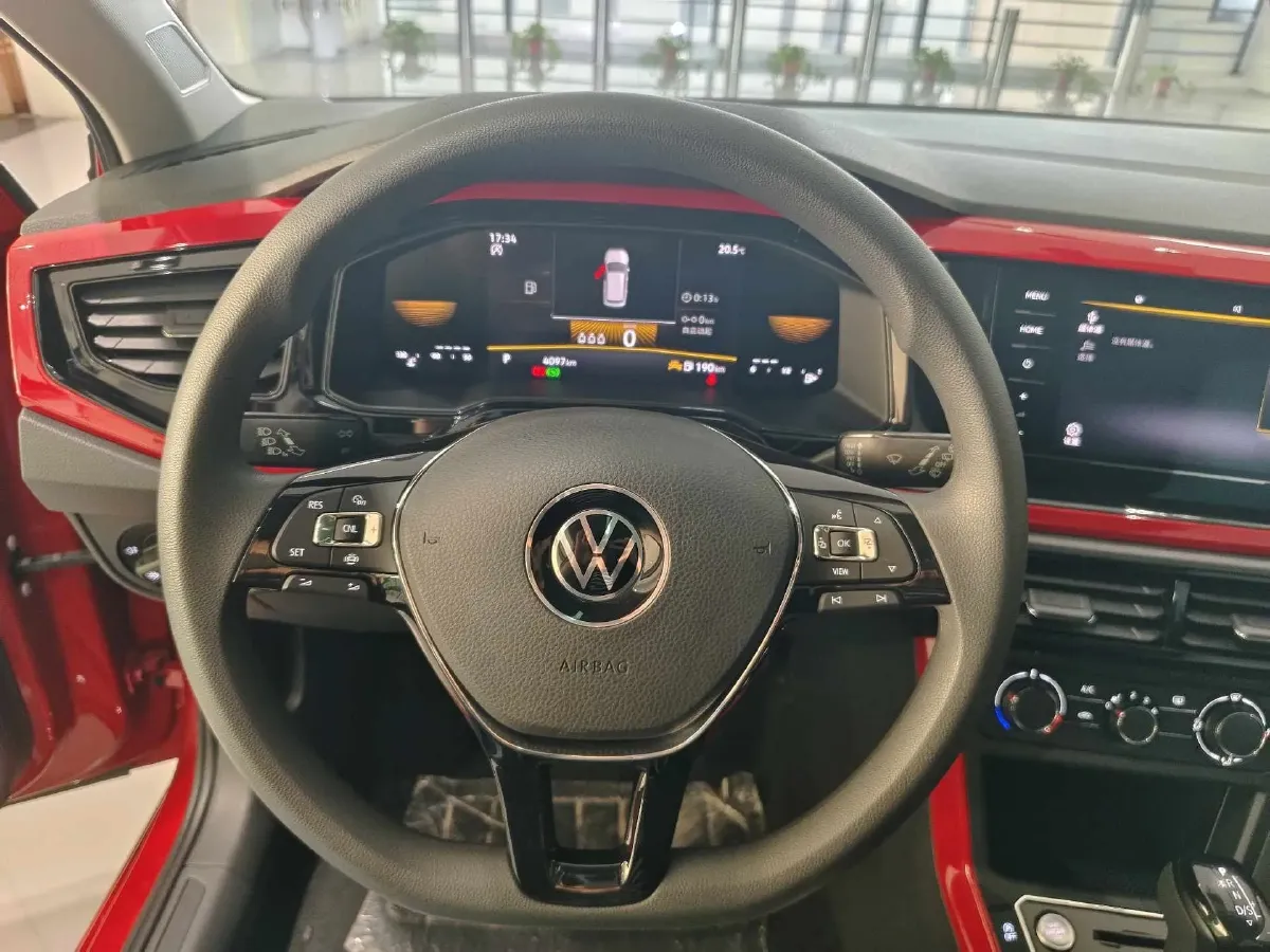 2023 Volkswagen Polo 1.5L 110HP L4 6AT,autocango,china used car exporter,china ev exporter,chinese used car exporter,chinese used ev exporter