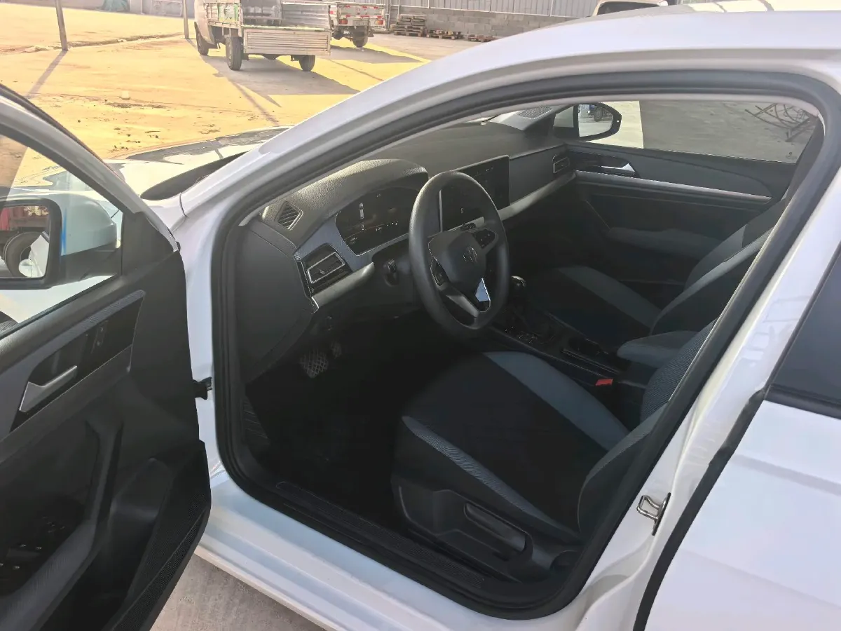 2023 Volkswagen Lavida 1.5L 113HP L4 6AT,autocango,china used car exporter,china ev exporter,chinese used car exporter,chinese used ev exporter