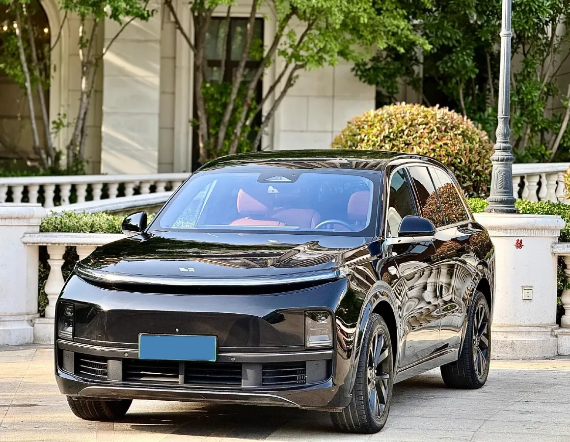 2023 Li L7 Range Extended 154HP REEV 40.9KWH,autocango,china used car exporter,china ev exporter,chinese used car exporter,chinese used ev exporter