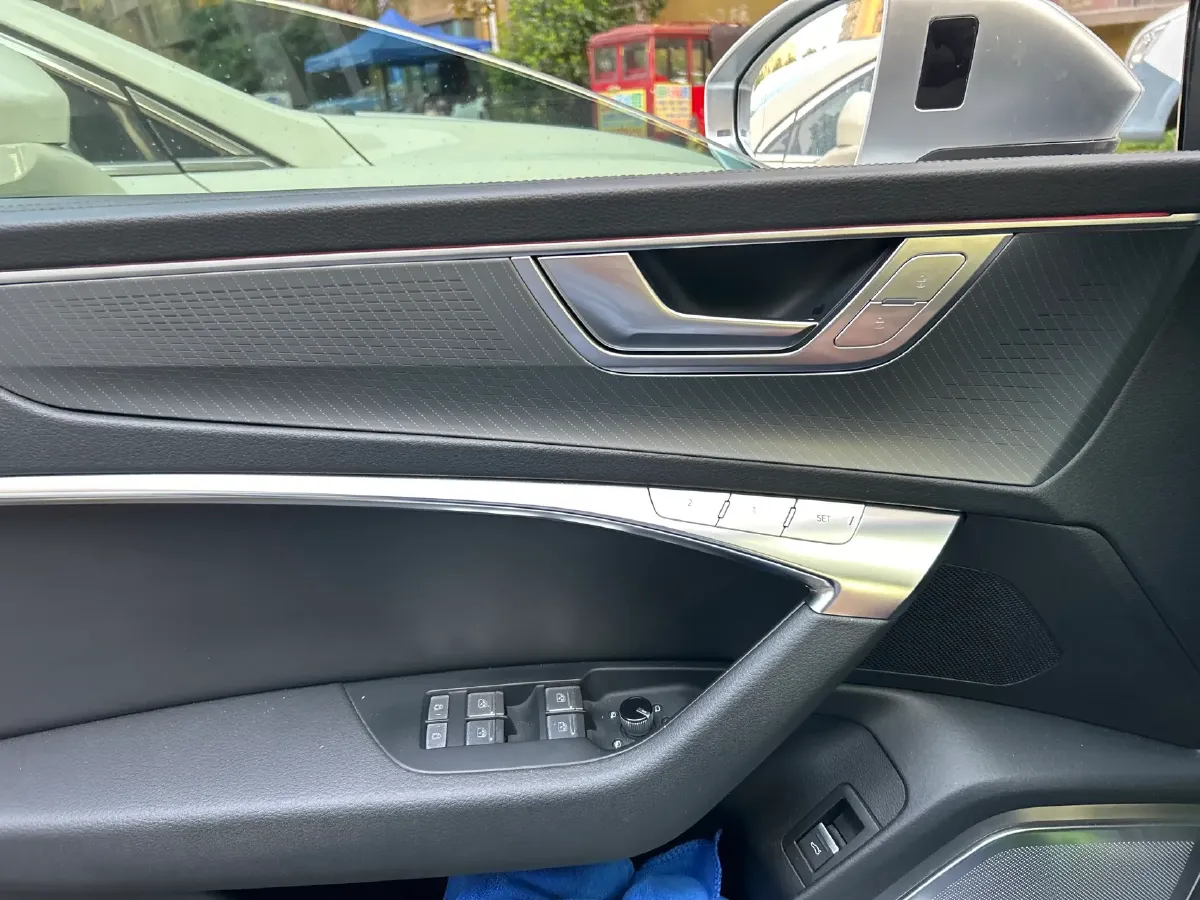 2023 Audi A7 2.0T 265HP L4 7DCT,autocango,china used car exporter,china ev exporter,chinese used car exporter,chinese used ev exporter