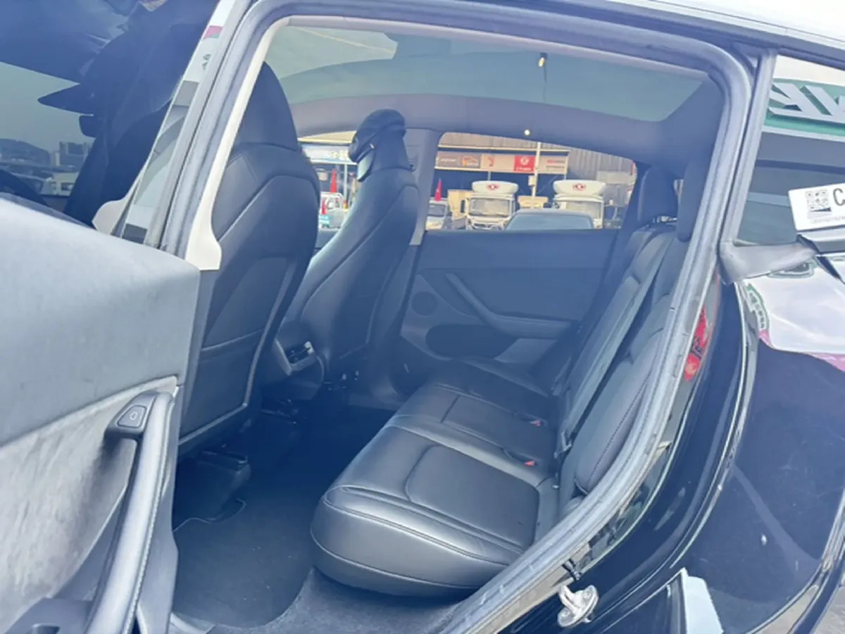 2022 Tesla Model Y BEV 60KWH,autocango,china used car exporter,china ev exporter,chinese used car exporter,chinese used ev exporter