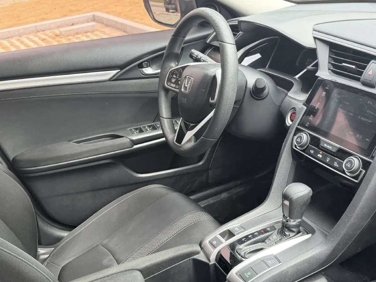 2019 Honda Civic 1.5T 177HP L4 CVT,autocango,china used car exporter,china ev exporter,chinese used car exporter,chinese used ev exporter