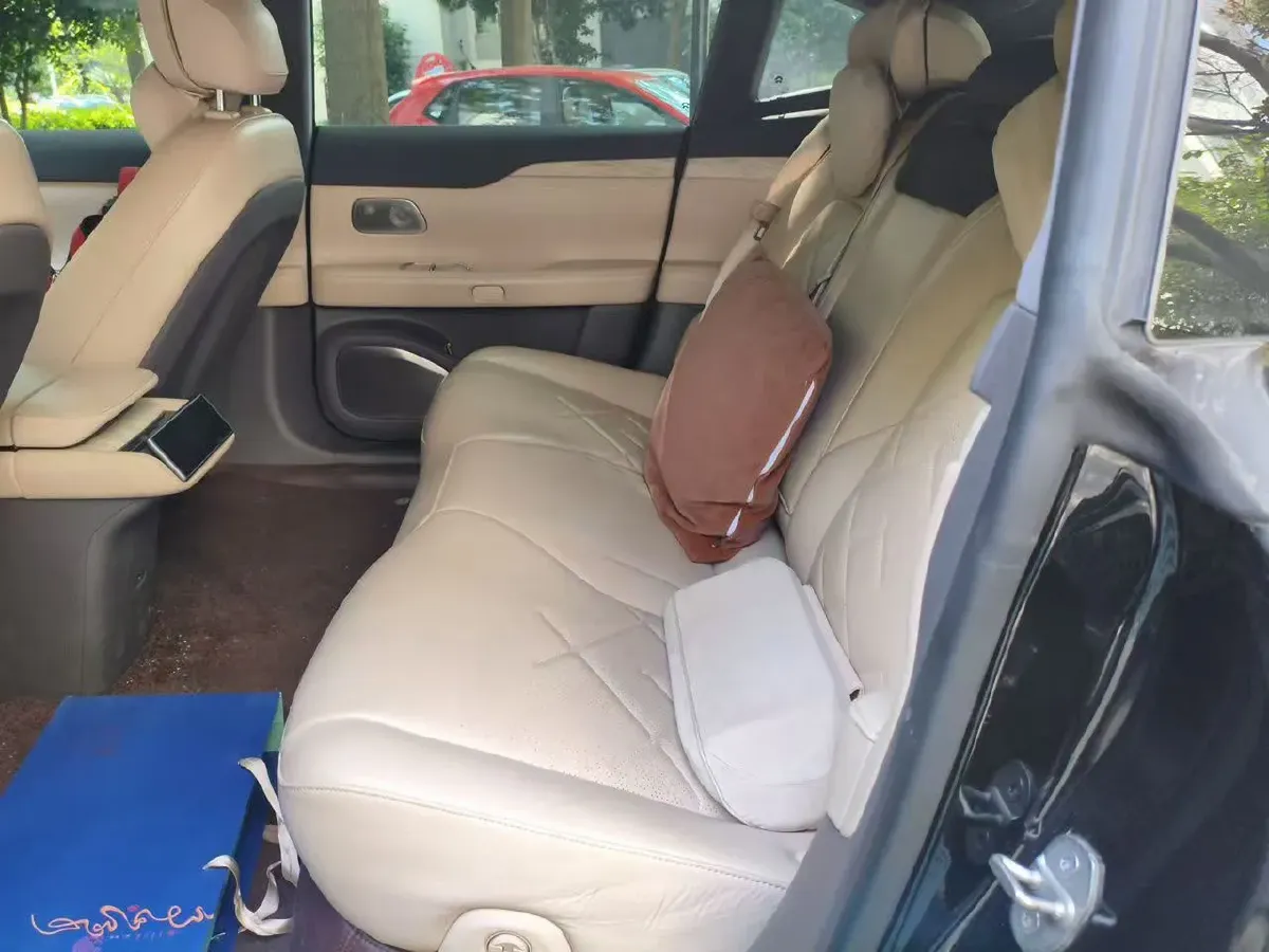 2021 Volkswagen ID.6 Crozz BEV 84.8KWH,autocango,china used car exporter,china ev exporter,chinese used car exporter,chinese used ev exporter