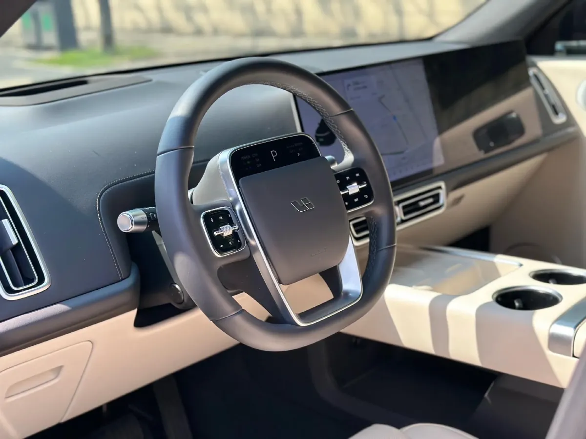 2025 Li L7 Range Extended 154HP REEV,autocango,china used car exporter,china ev exporter,chinese used car exporter,chinese used ev exporter