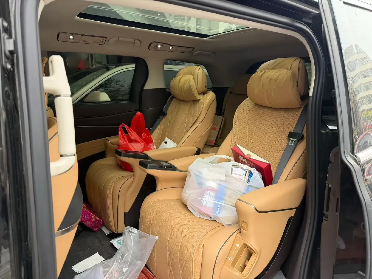 2024 Denza D9 1.5T 139HP L4 E-CVT PHEV 40KWH,autocango,china used car exporter,china ev exporter,chinese used car exporter,chinese used ev exporter