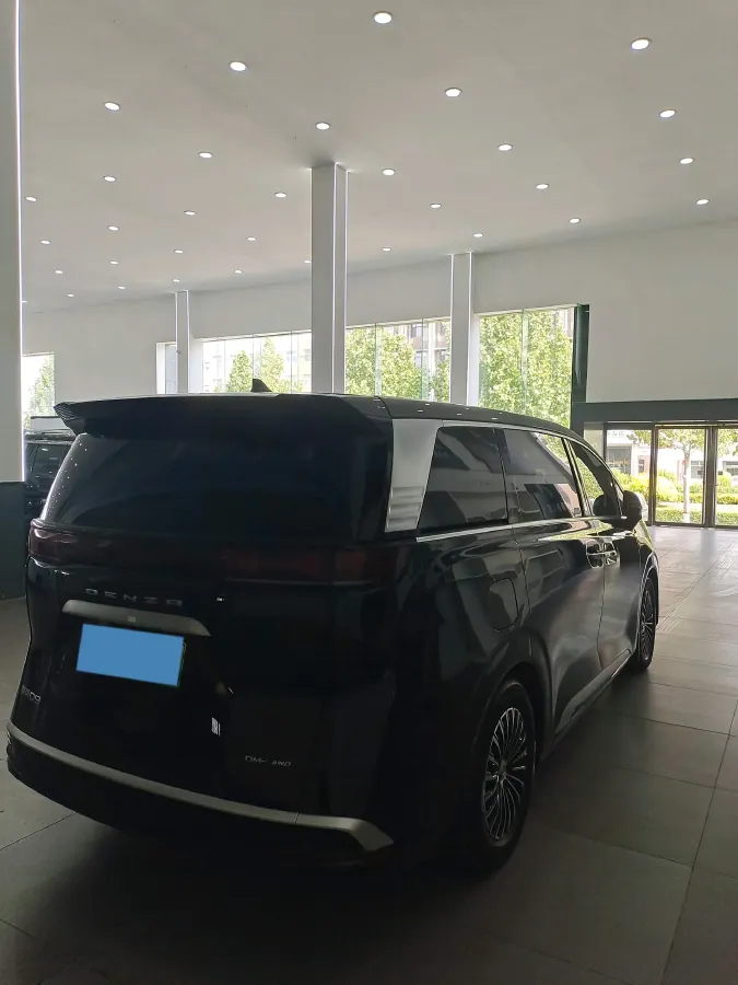 2024 Denza D9 1.5T 139HP L4 E-CVT PHEV 40KWH,autocango,china used car exporter,china ev exporter,chinese used car exporter,chinese used ev exporter