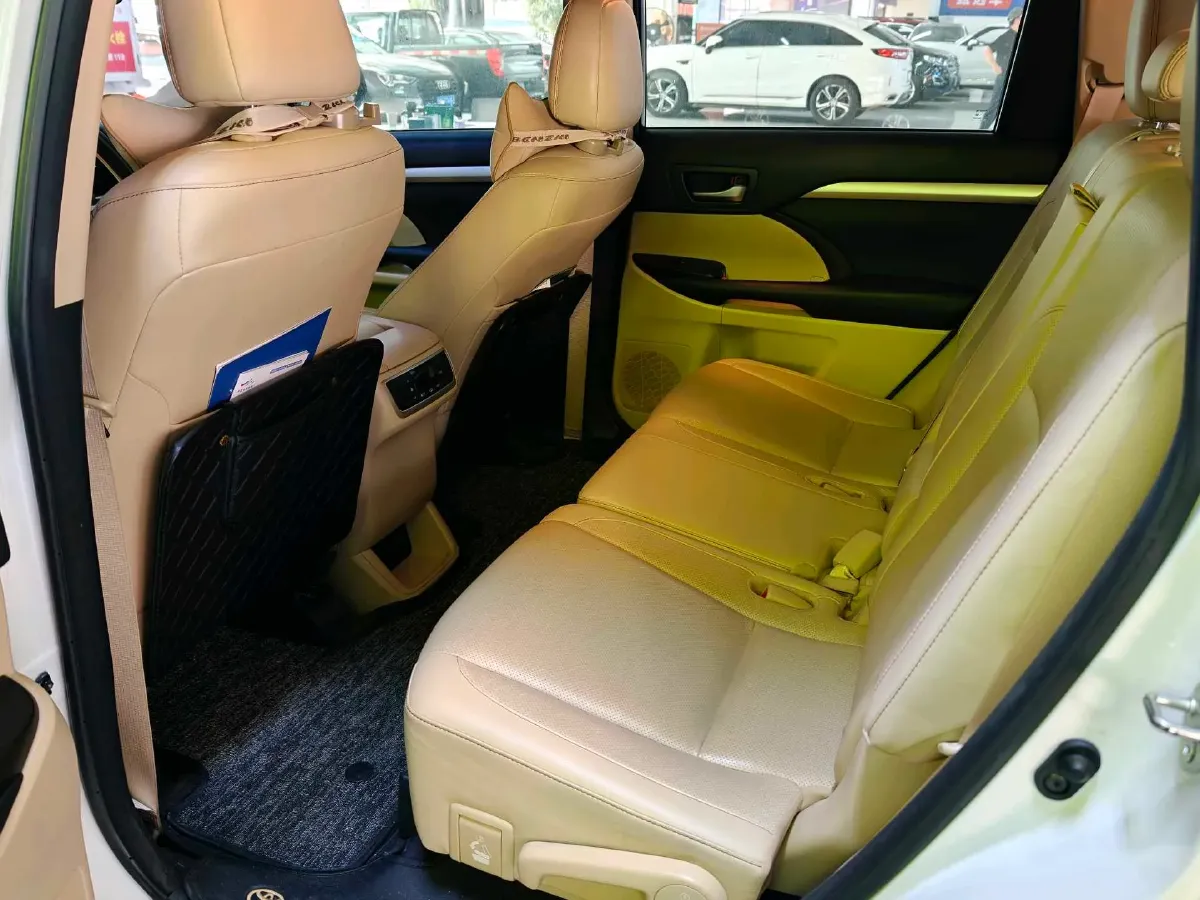 2018 Toyota Highlander 2.0T 220HP L4 6AT,autocango,china used car exporter,china ev exporter,chinese used car exporter,chinese used ev exporter