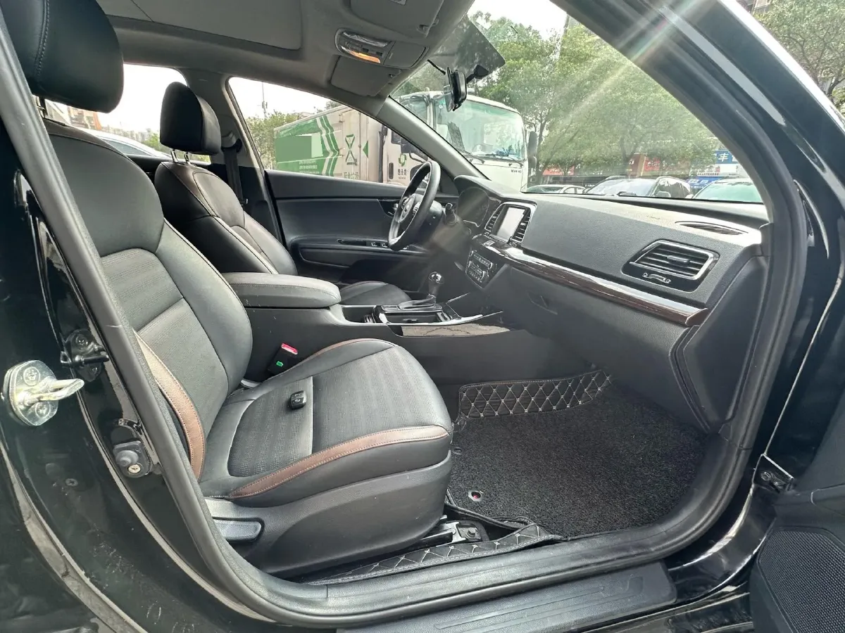 2017 Kia Cachet 1.8L 143HP L4 6AT,autocango,china used car exporter,china ev exporter,chinese used car exporter,chinese used ev exporter