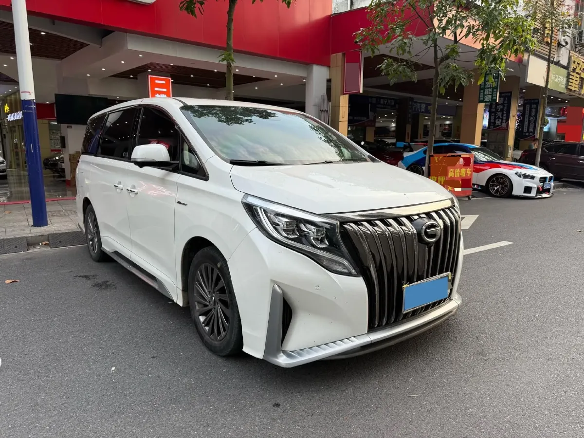 2021 GAC Trumpchi M8 2.0T 252HP L4 8AT,autocango,china used car exporter,china ev exporter,chinese used car exporter,chinese used ev exporter