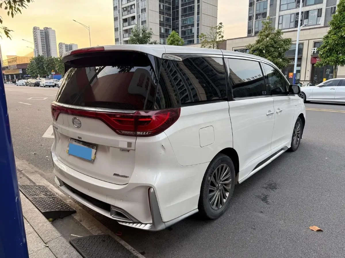 2021 GAC Trumpchi M8 2.0T 252HP L4 8AT,autocango,china used car exporter,china ev exporter,chinese used car exporter,chinese used ev exporter