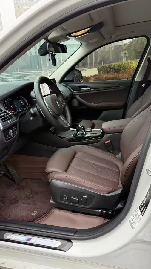 2023 BMW X3 2.0T 245HP L4 8AT,autocango,china used car exporter,china ev exporter,chinese used car exporter,chinese used ev exporter