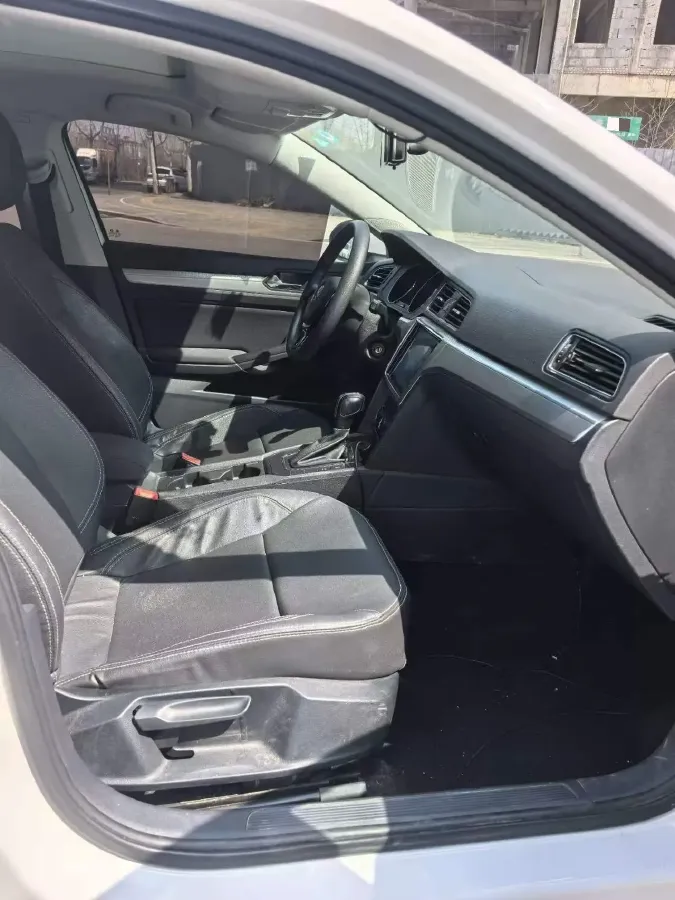 2018 Volkswagen Lamando 1.4T 131HP L4 7DCT,autocango,china used car exporter,china ev exporter,chinese used car exporter,chinese used ev exporter