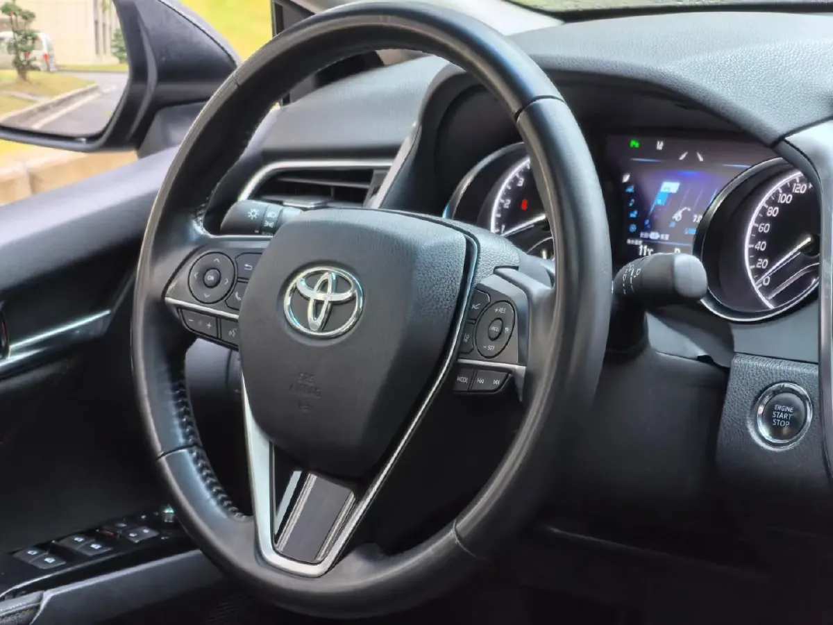 2019 Toyota Camry 2.0L 178HP L4 CVT,autocango,china used car exporter,china ev exporter,chinese used car exporter,chinese used ev exporter