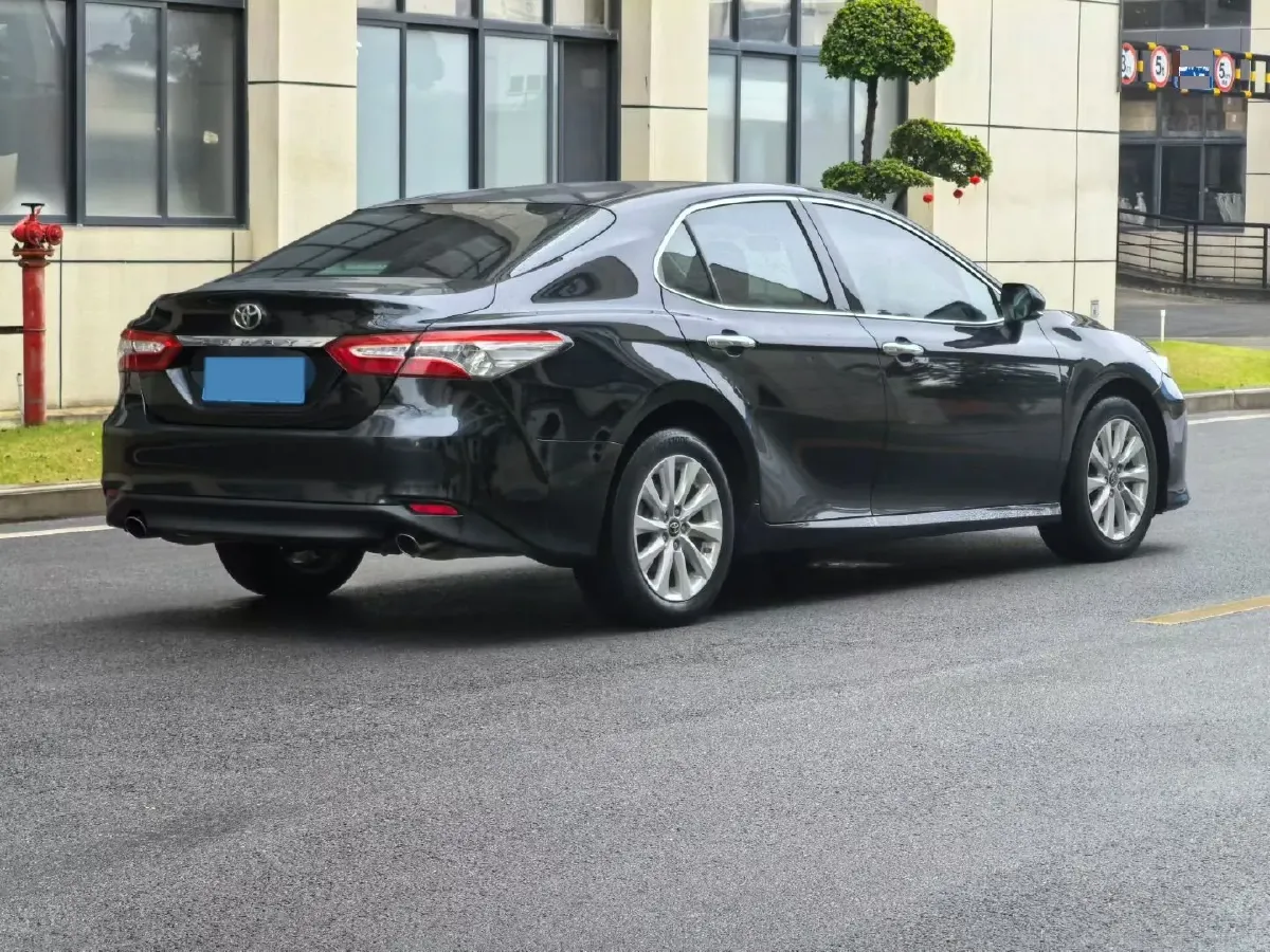2019 Toyota Camry 2.0L 178HP L4 CVT,autocango,china used car exporter,china ev exporter,chinese used car exporter,chinese used ev exporter