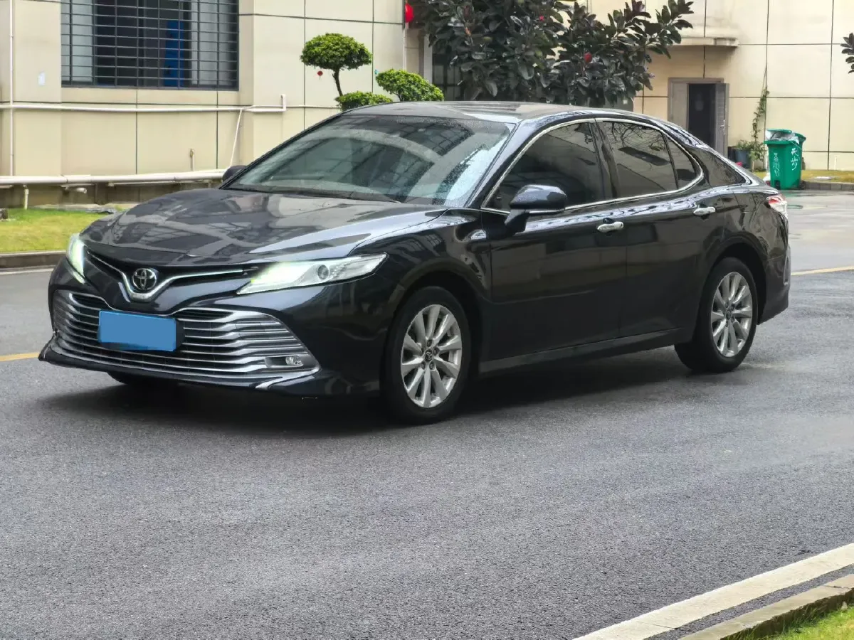 2019 Toyota Camry 2.0L 178HP L4 CVT,autocango,china used car exporter,china ev exporter,chinese used car exporter,chinese used ev exporter