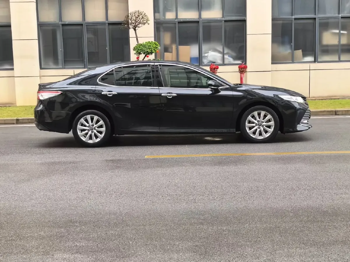 2019 Toyota Camry 2.0L 178HP L4 CVT,autocango,china used car exporter,china ev exporter,chinese used car exporter,chinese used ev exporter