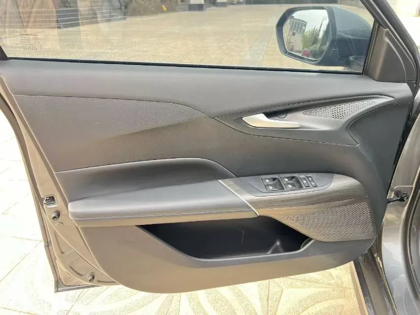 2024 ChangAn QiYuan A05 1.5L 110HP L4 E-CVT PHEV 18.99KWH,autocango,china used car exporter,china ev exporter,chinese used car exporter,chinese used ev exporter