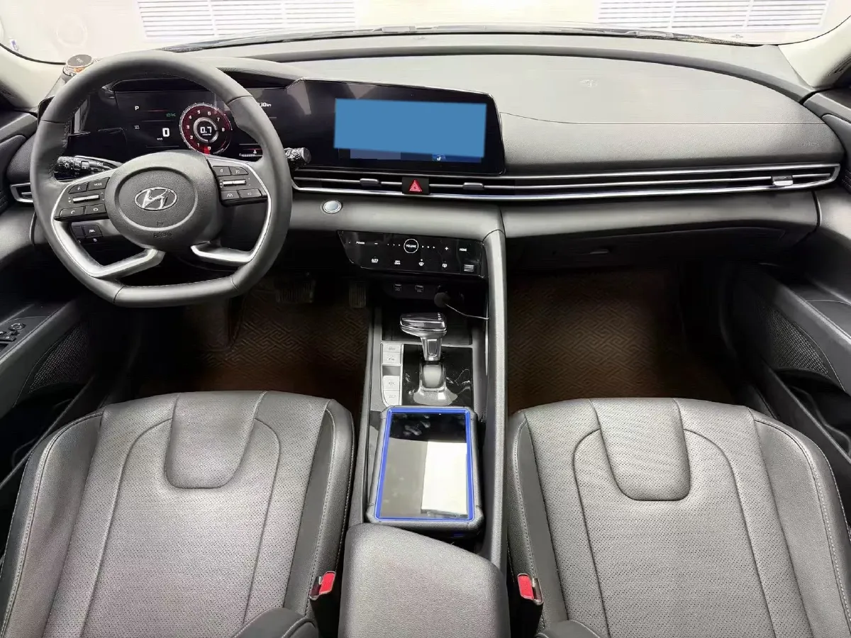 2022 Hyundai Elantra 1.5L 115HP L4 CVT,autocango,china used car exporter,china ev exporter,chinese used car exporter,chinese used ev exporter